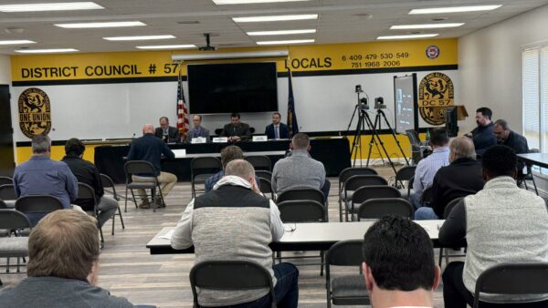Robinson Hosts Hearing on Keeping Construction Jobs Local